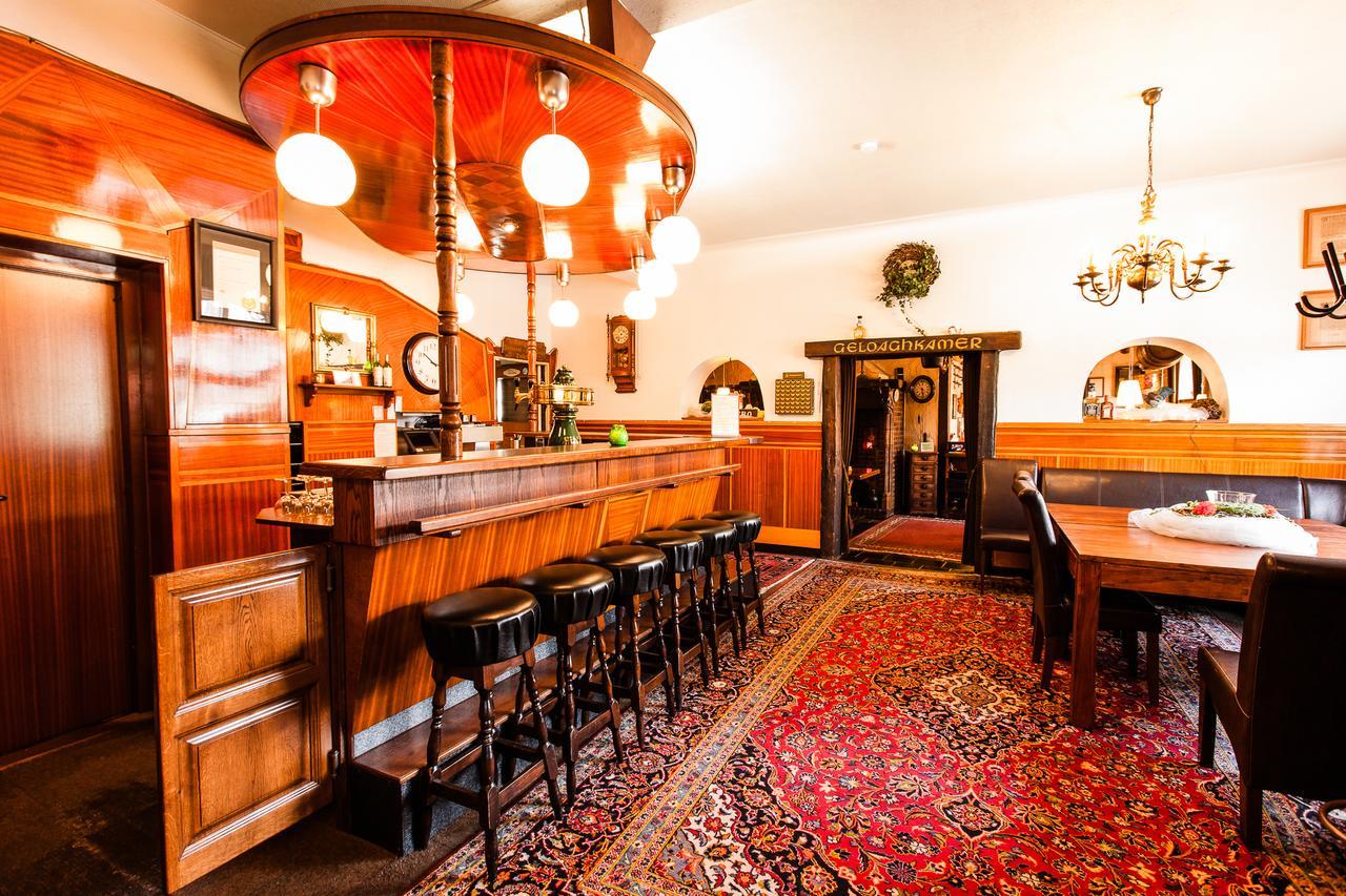 סלפקאנט Hotel-Restaurant Gasthof Peters Anno 1650 מראה חיצוני תמונה